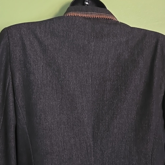 Elegant Dark Gray Coat with Brown Stitching - Picture 6 of 9